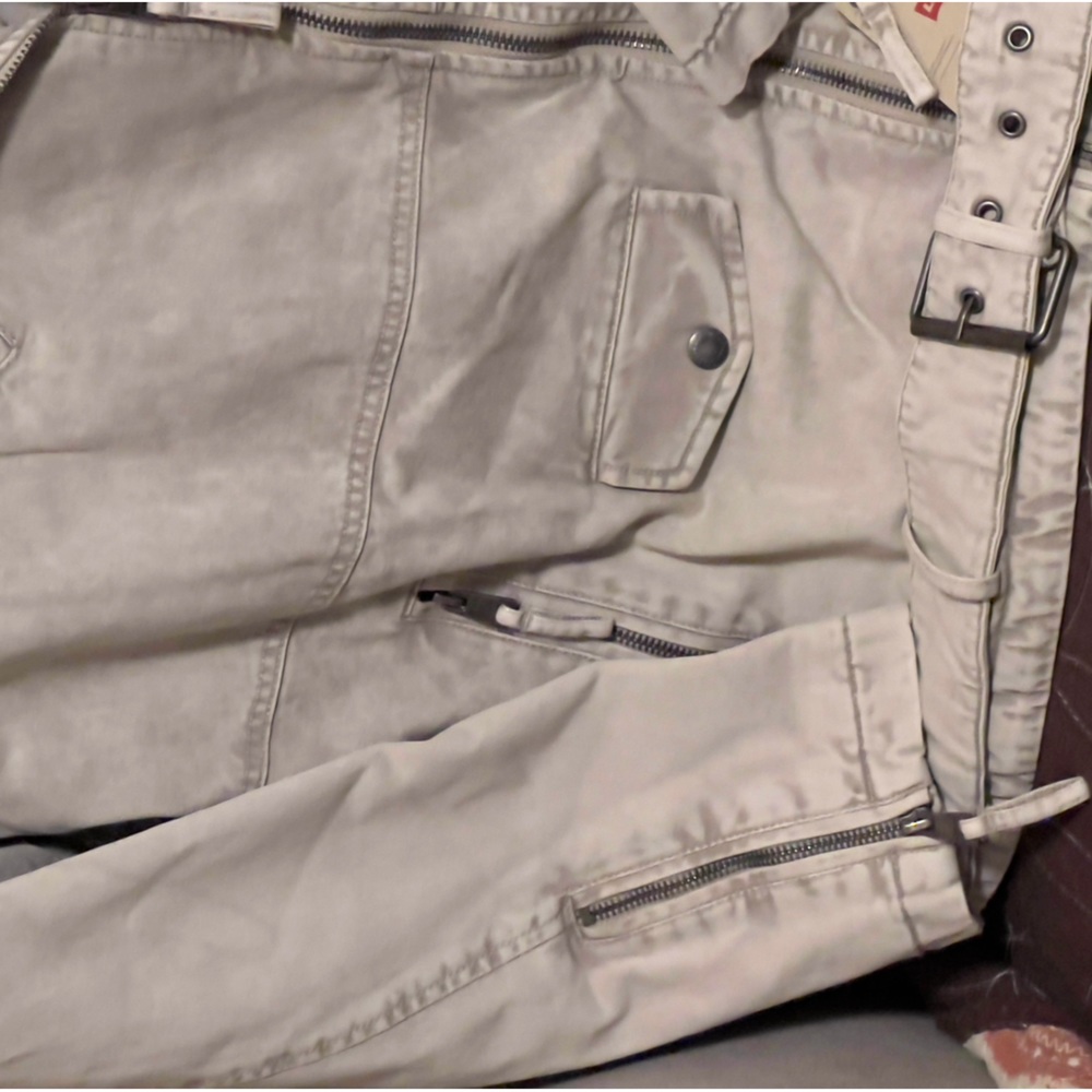 NWT!! Levi Strauss & Co. Women Sherpa lined Trucker Jacket - Picture 7 of 15